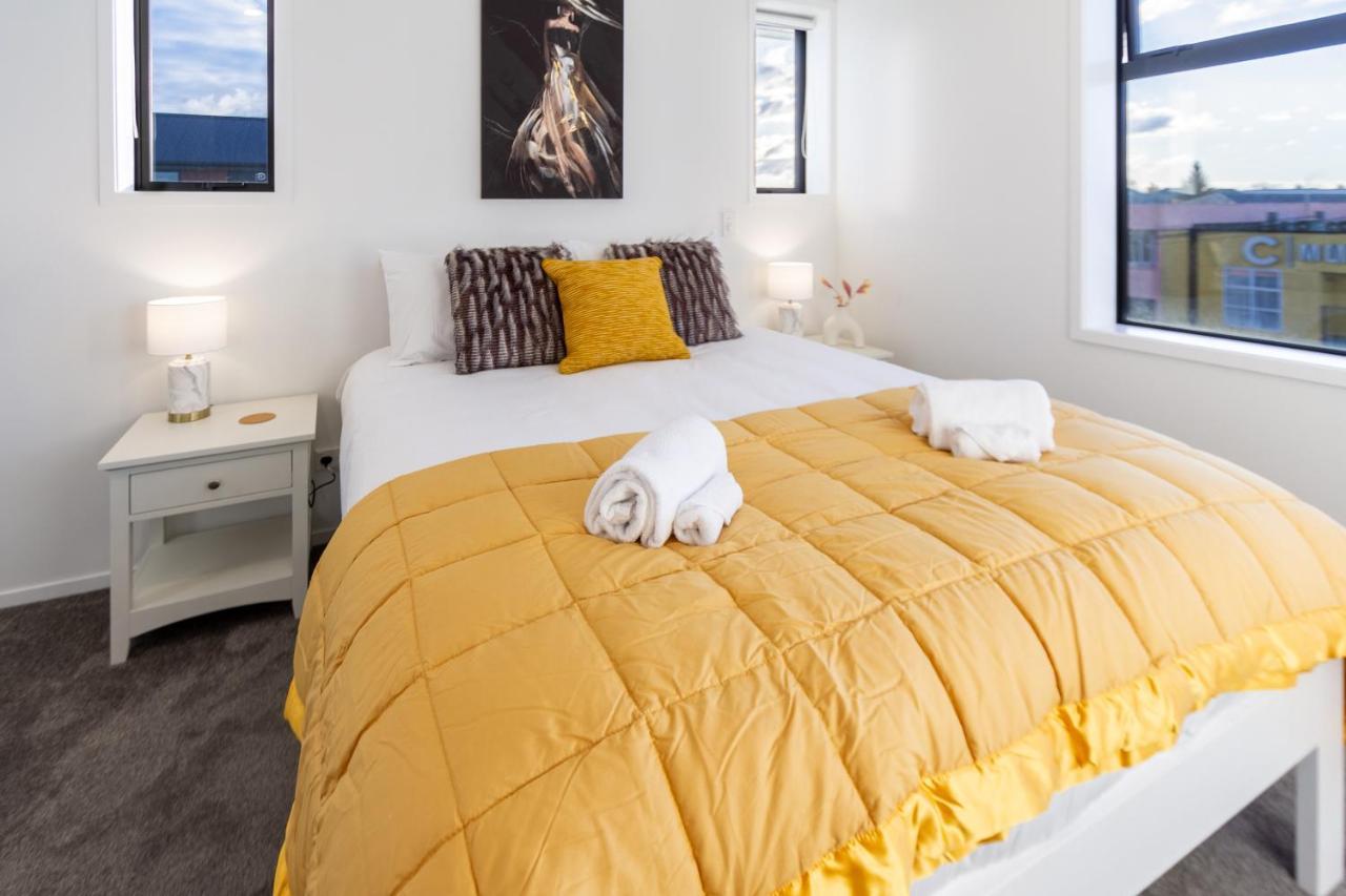 Trendy 3 Bedroom 2 Bath Residence, Central City ไครสต์เชิร์ช ภายนอก รูปภาพ